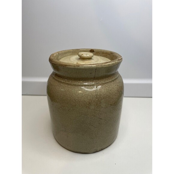 ANTIQUE STONEWEAR CROCK JAR Lid off-white Primitive Vintage Décor Country 5.75